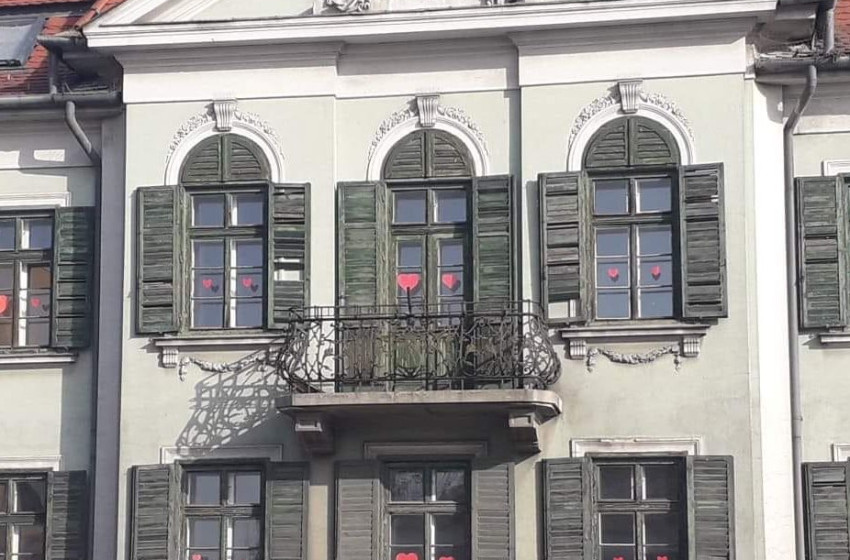 Minden napra jut valami izgalom a csornai könyvtárban